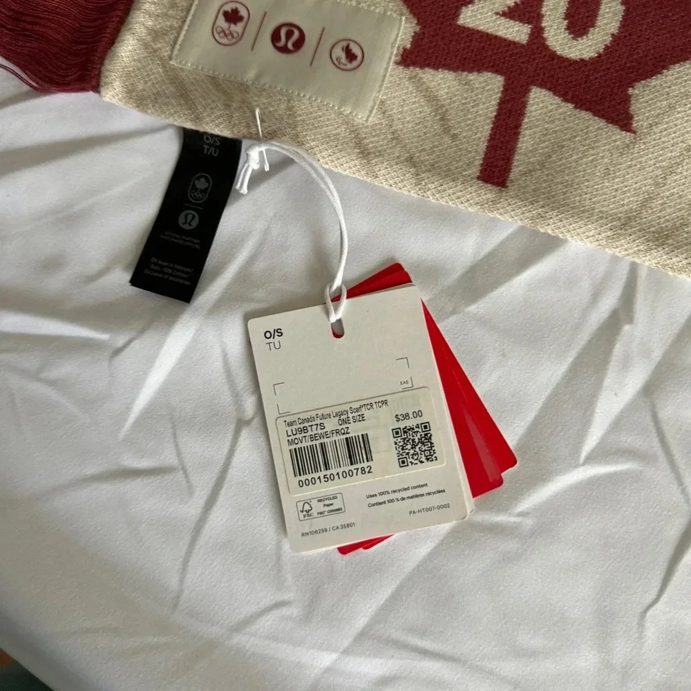 🆕🇨🇦 Lululemon Team Canada Olympic Future Legacy Scarf Mojave Tan Beech White